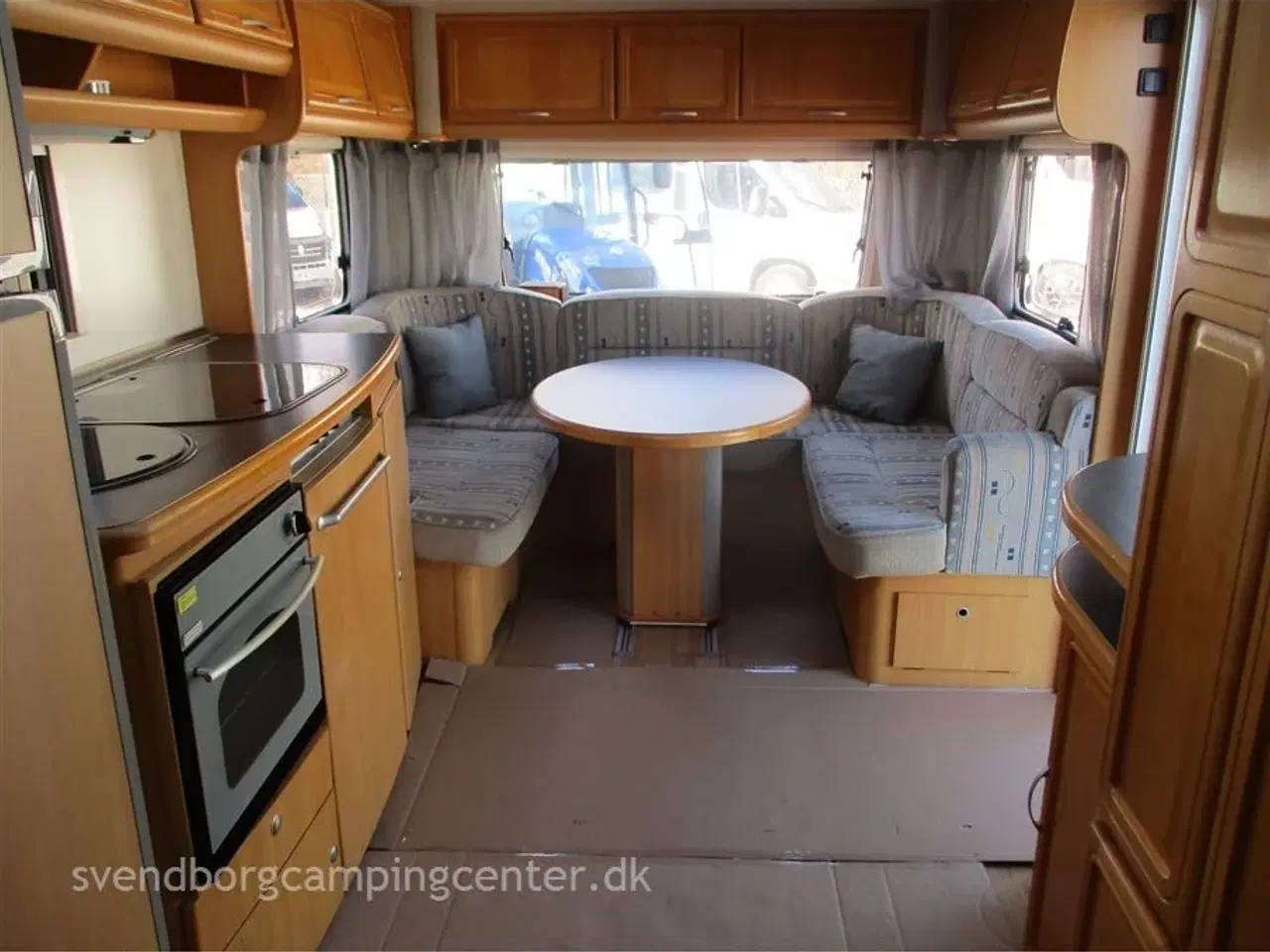 Billede 4 - 2004 - LMC 560 RD Lord Ambassador Alde centralvarme