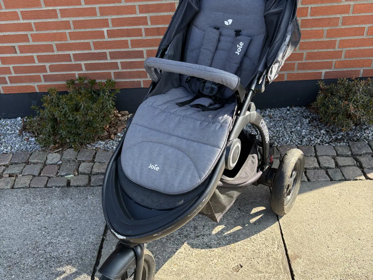 Billede 1 - Joie crosster klapvogn inkl rengslag 
