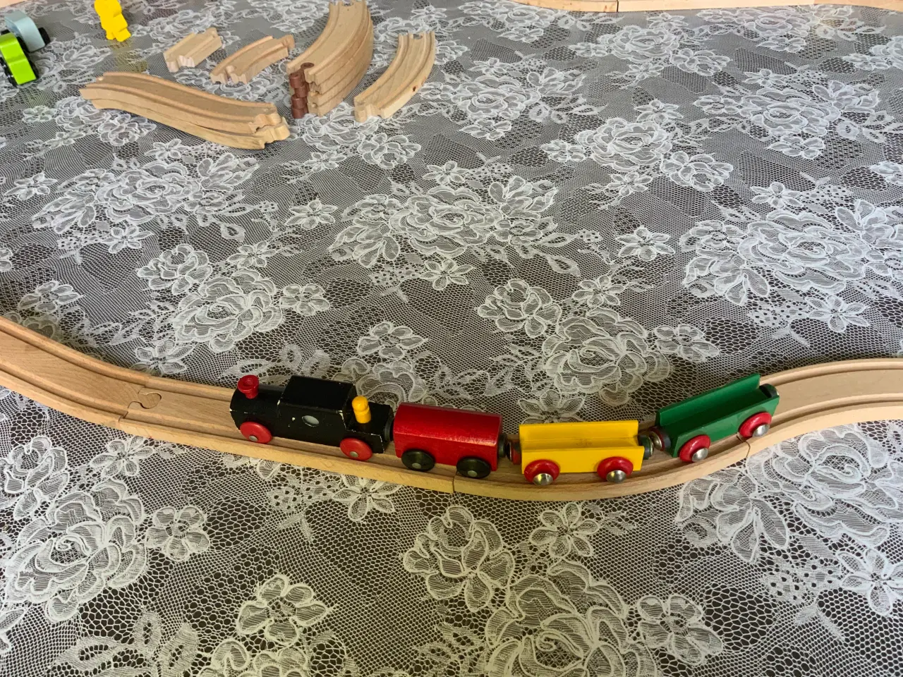 Billede 7 - Stor BRIO togbane
