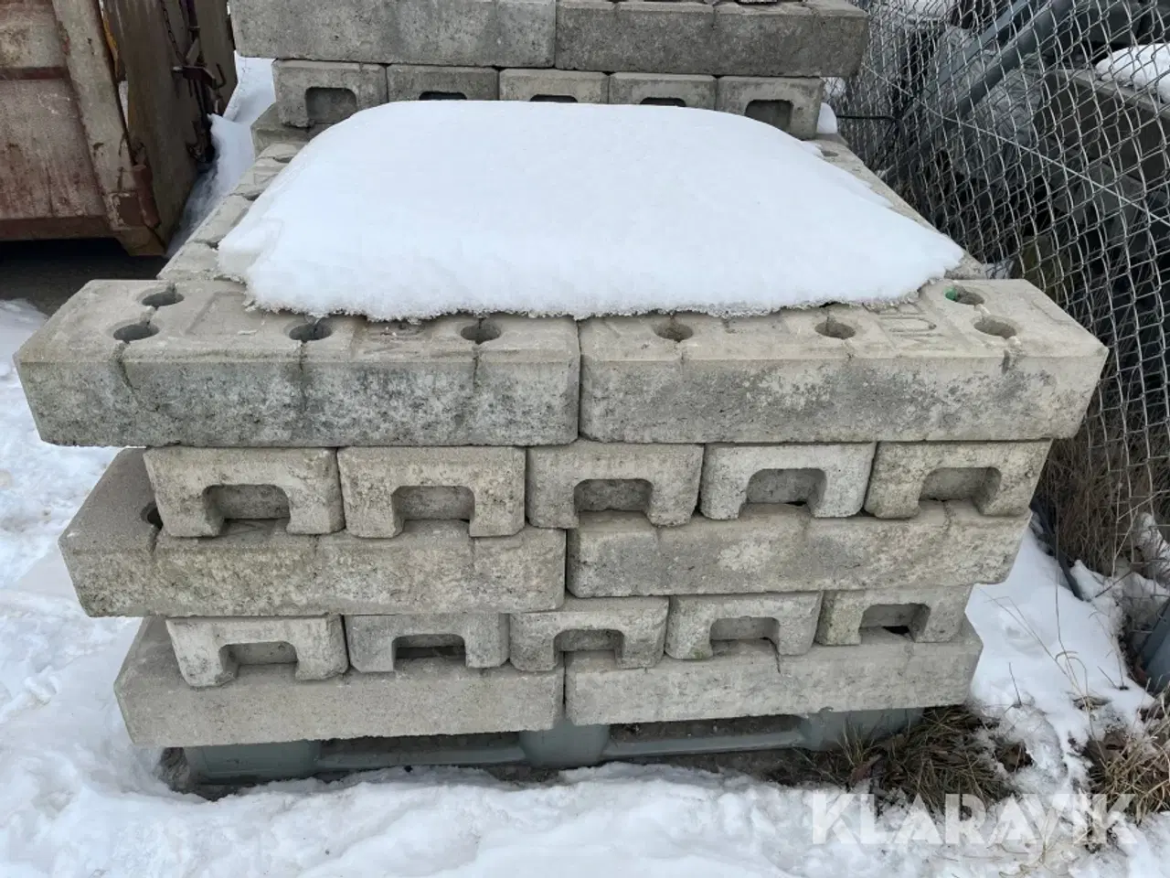 Billede 2 - Hegnfødder Muba 225 styk (5 paller)