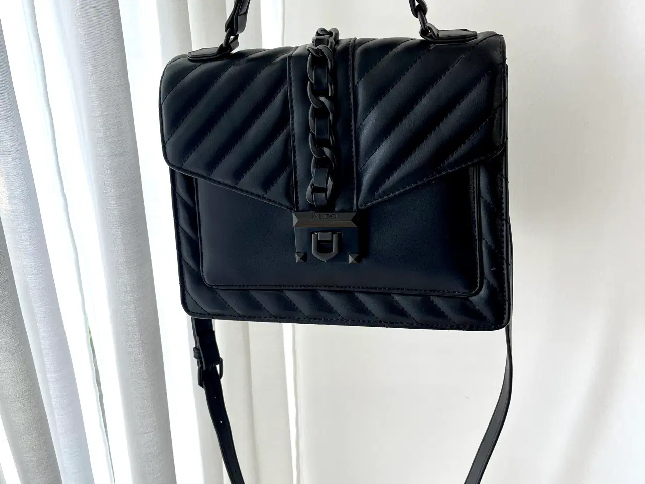 Billede 2 - Aldo Skuldertaske, aldrig brugt.