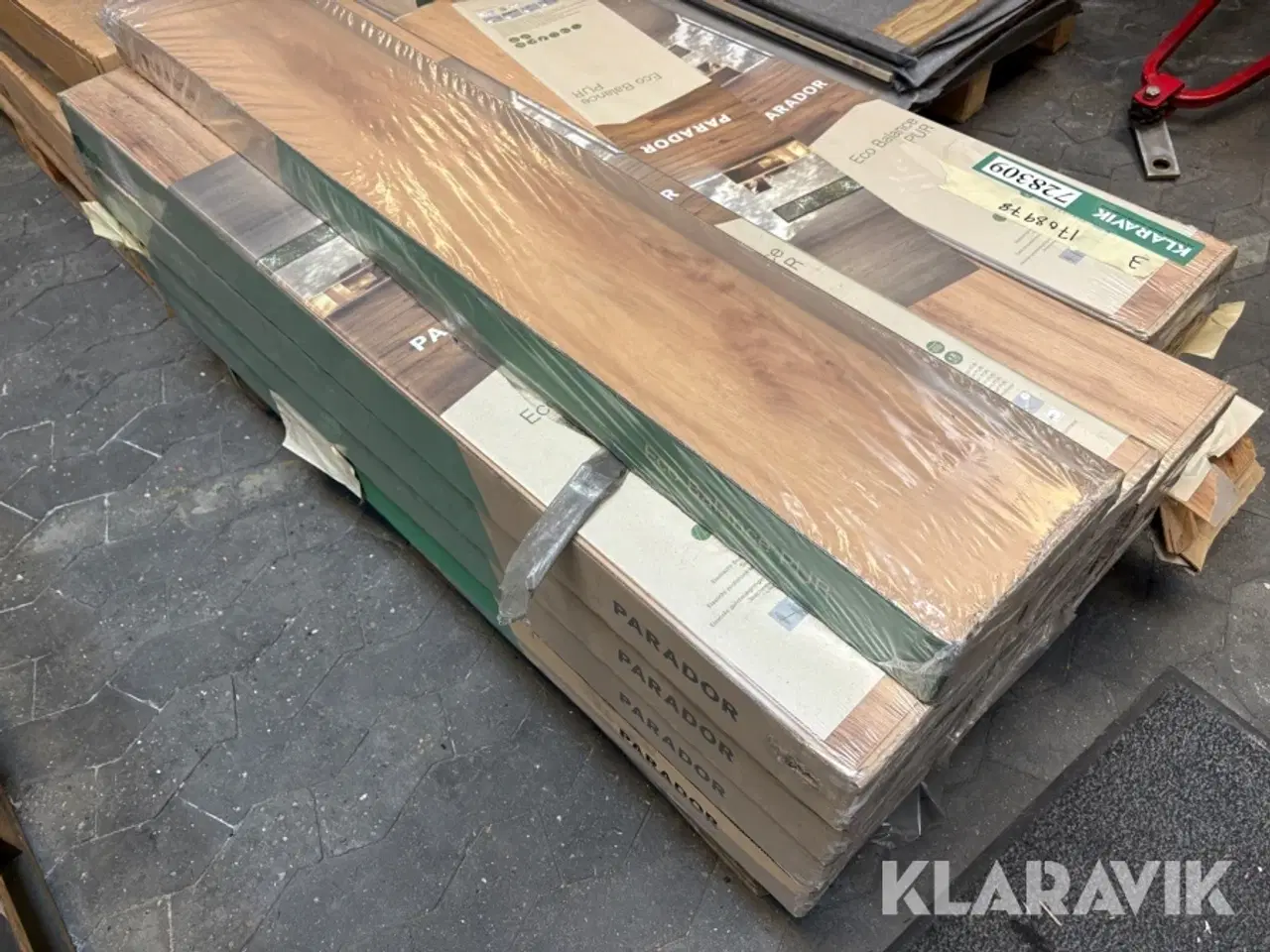 Billede 2 - Laminat Gulv Parador Pur eg