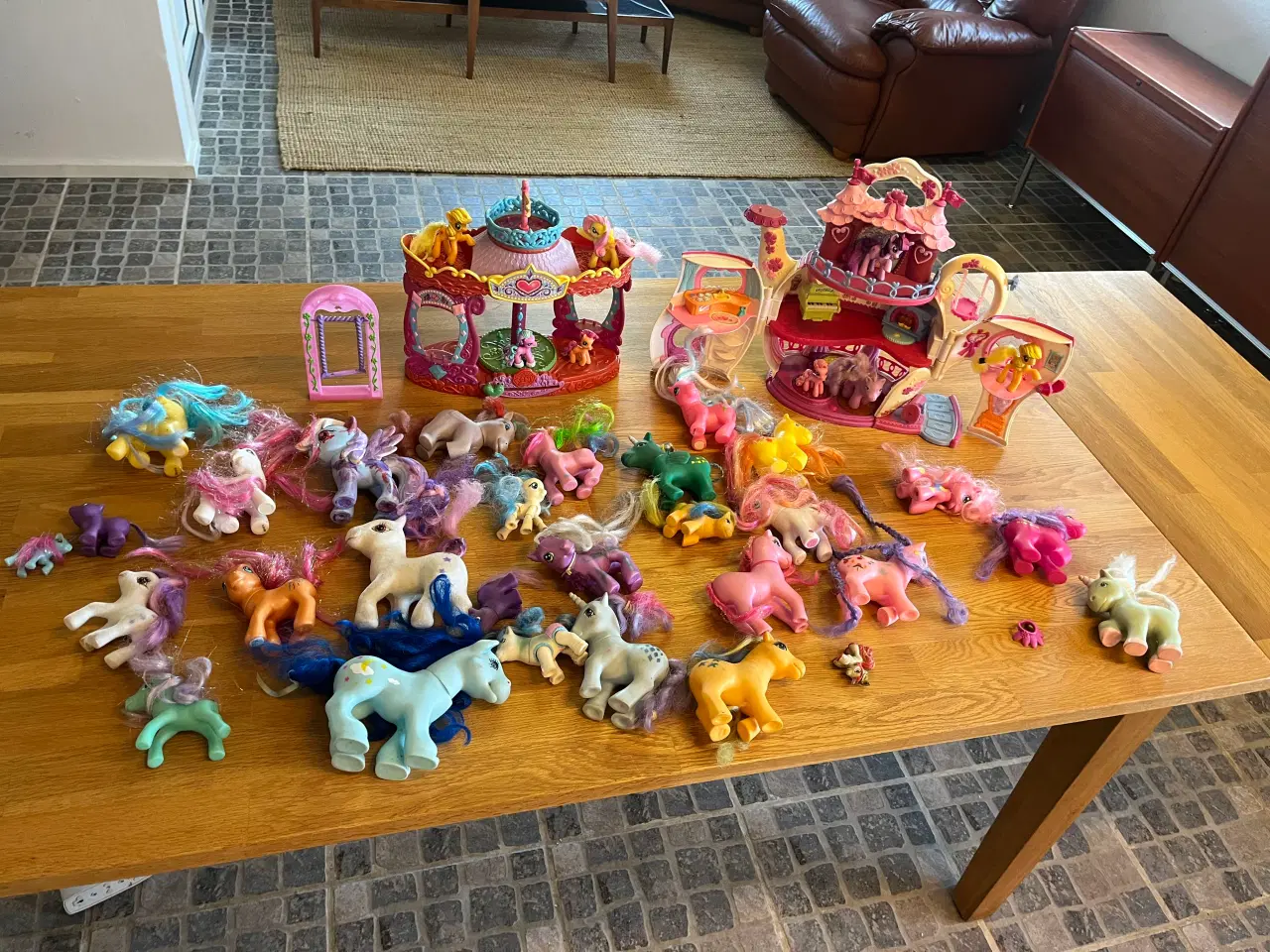 Billede 3 - My little pony huse og ponyer