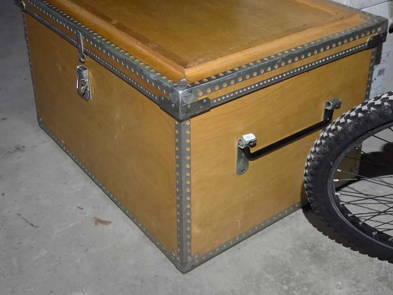 Billede 4 - Plyfa kasse