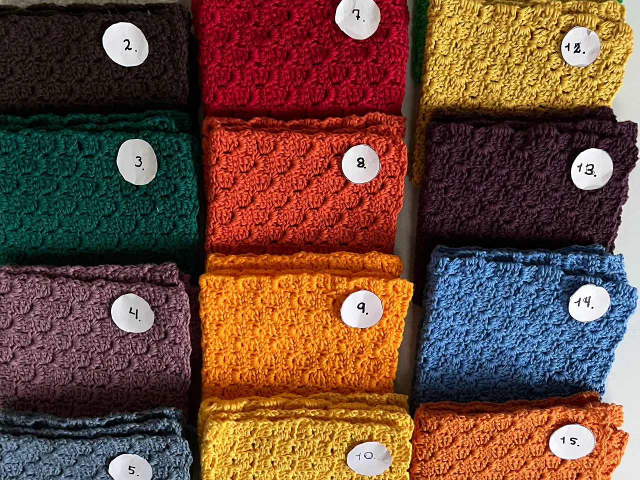 Billede 2 - Hæklede karklude 