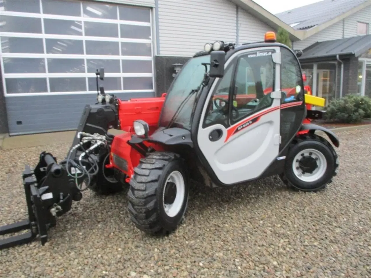 Billede 10 - Manitou MT625H Comfort Dansk maskine, med hydrauliske pallegafler.