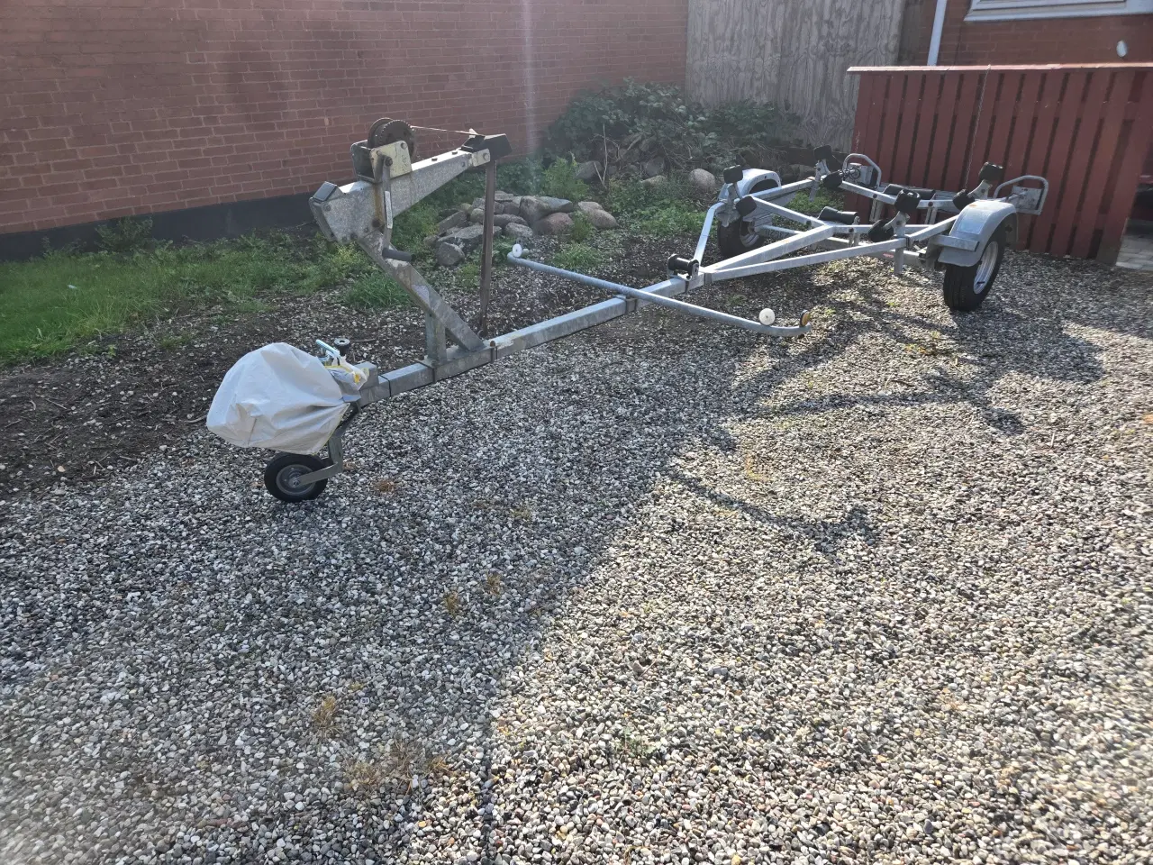 Billede 4 - Båd med motor og traler til salg el bytte