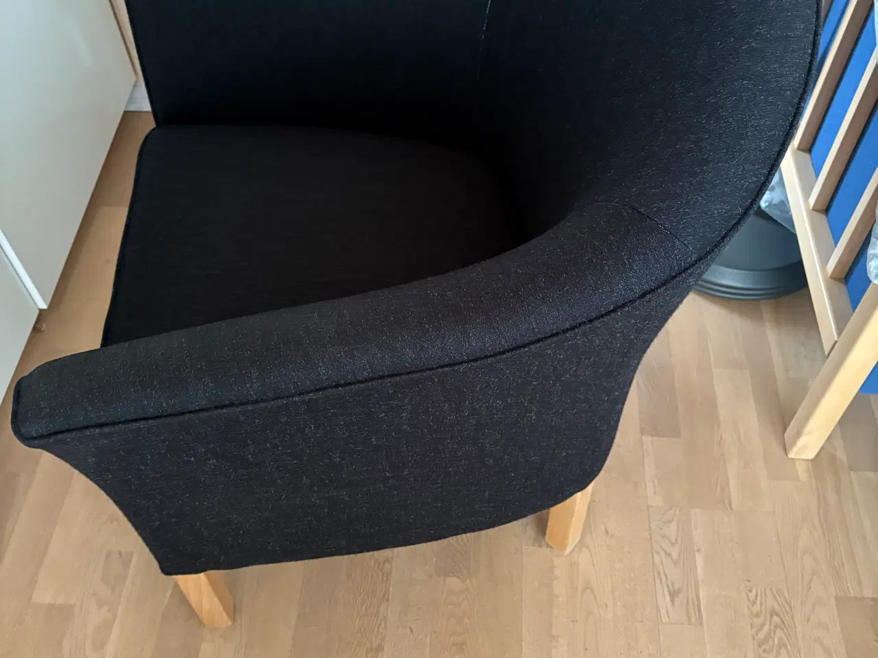 Billede 4 - Pæn og velholdt MH80 lænestol - Mogens Hansen
