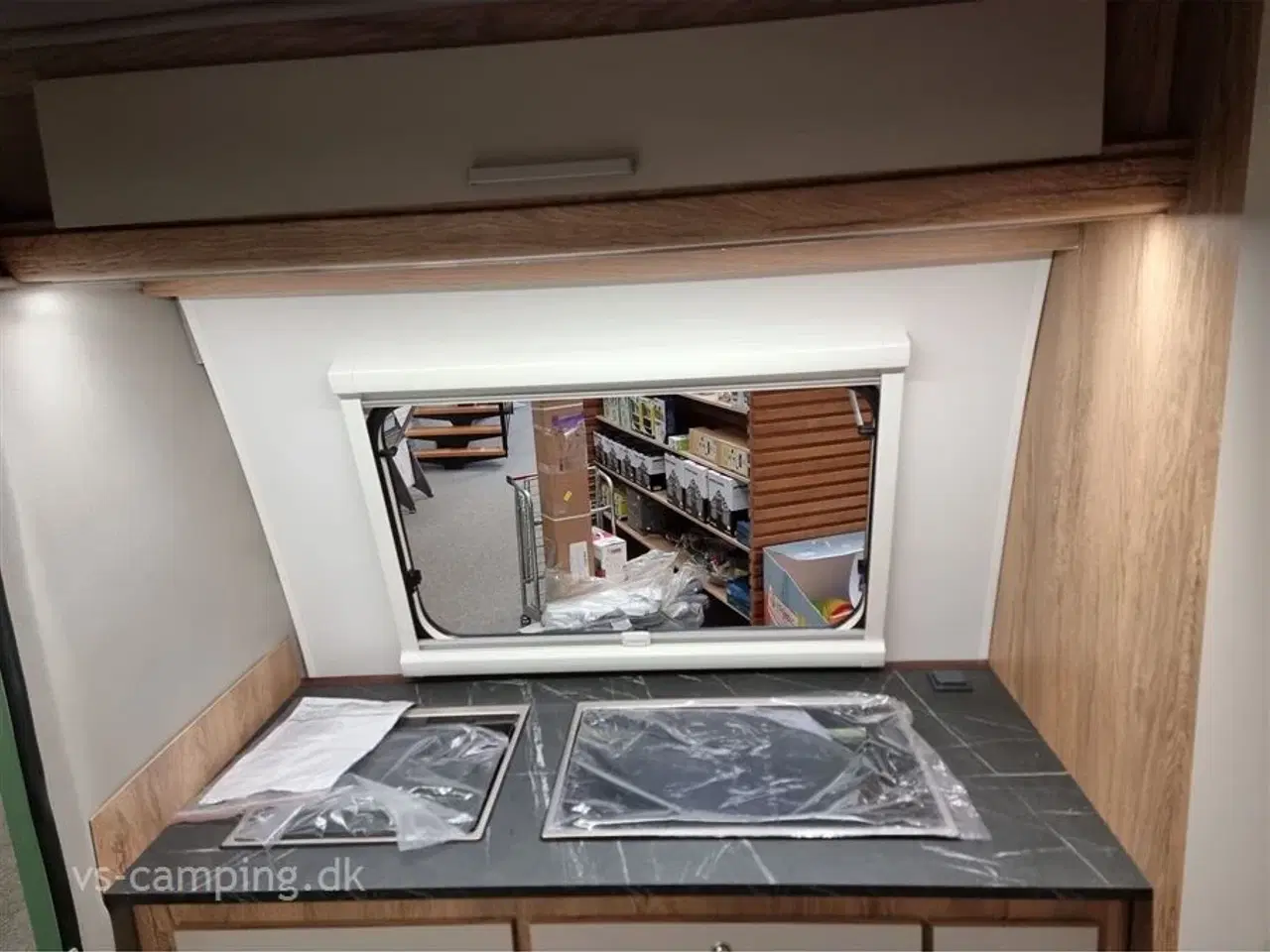 Billede 5 - 2026 - Vega 365 NTL   KULT CAMPINGVOGN, SOM MÅ TRÆKKES AF DE FLESTE BILER.