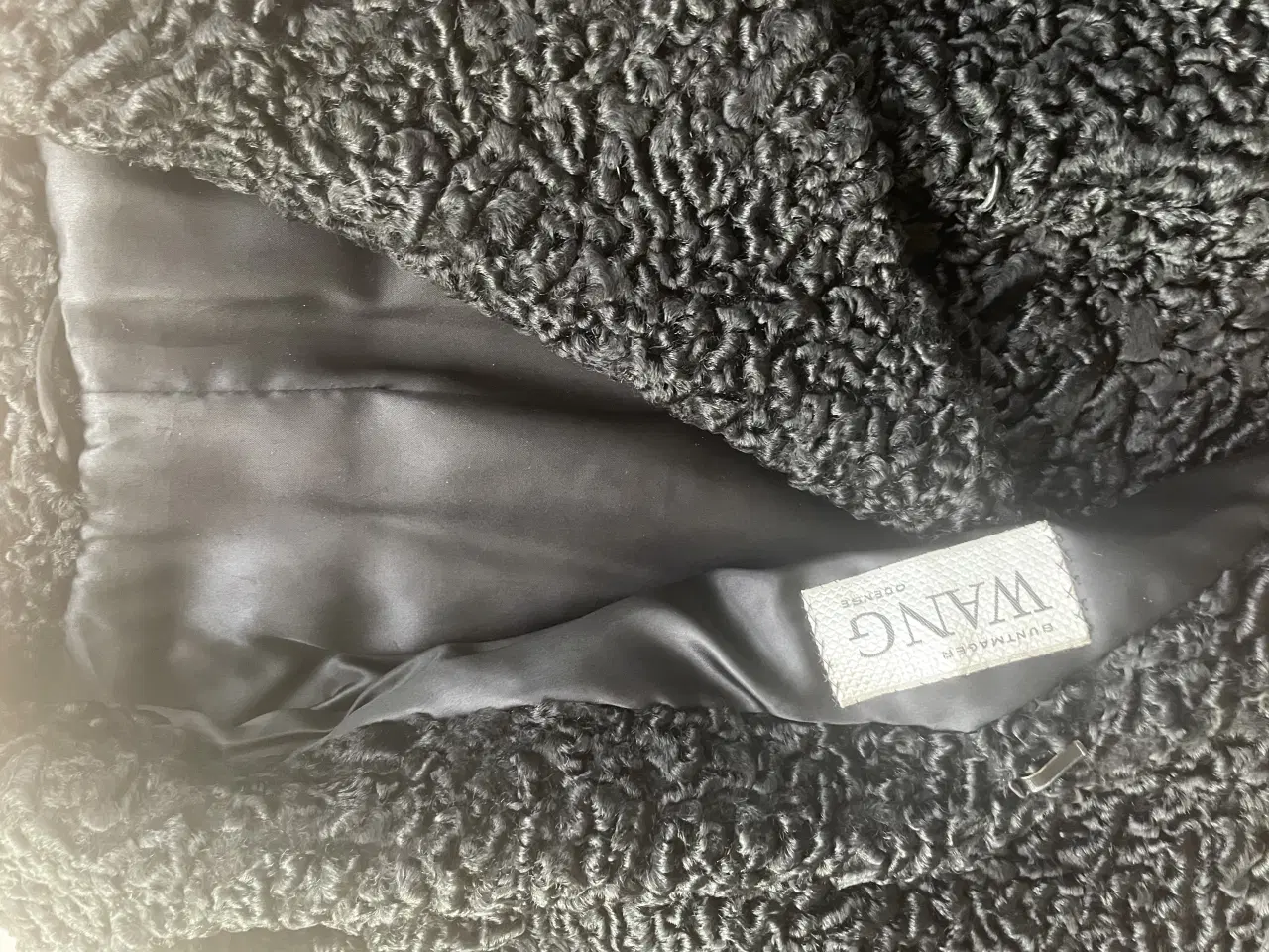 Billede 2 - Flot sort vintage jakke i Persianerpels