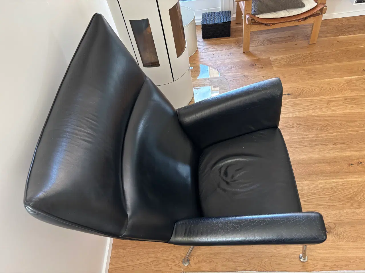Billede 3 - Wingchair Replica m skammel, sort skind