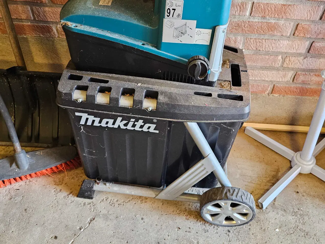 Billede 1 - Makita kompost kværn 