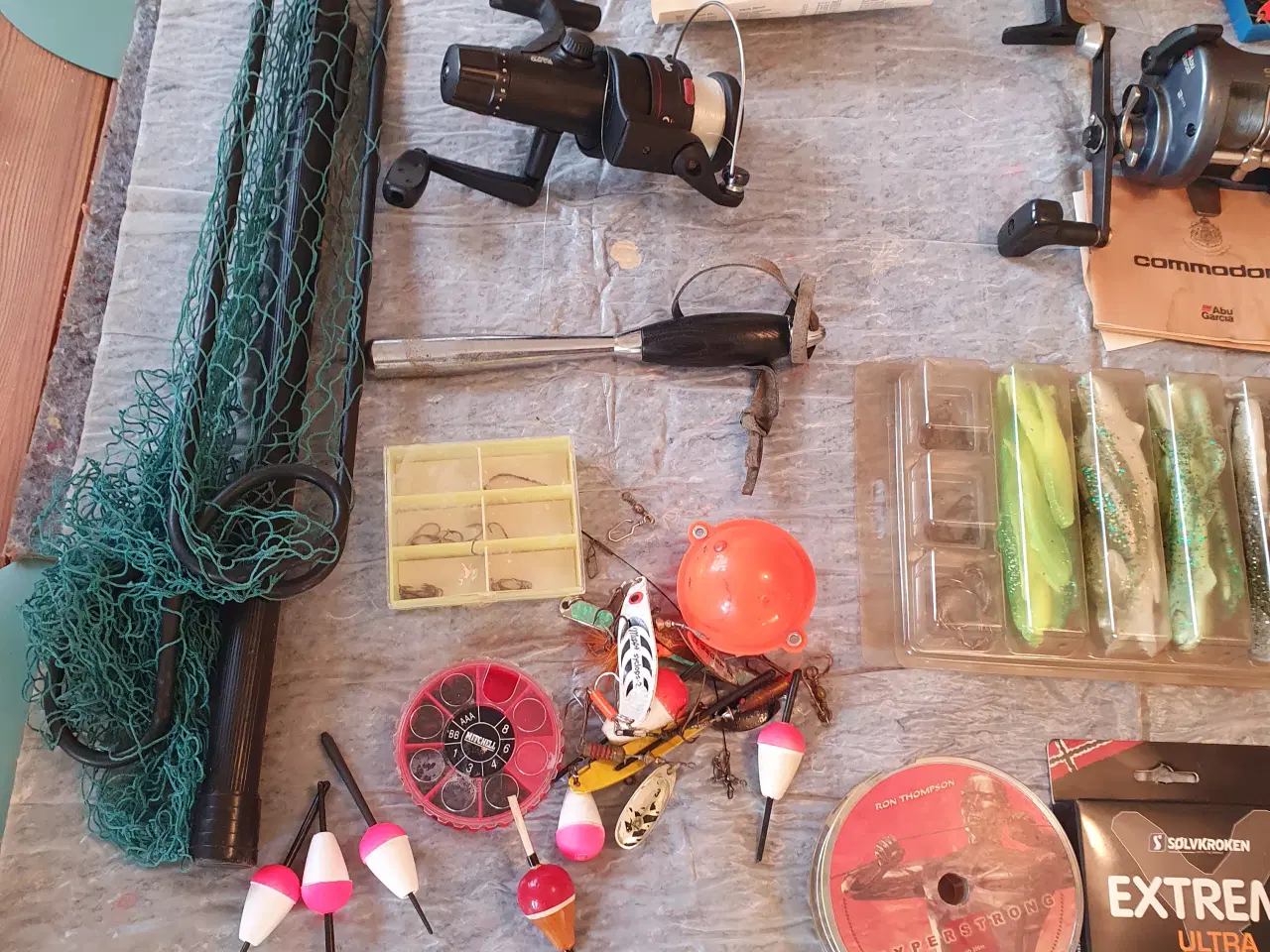 Billede 3 - Div fiskegrej hjul, stænger og div grej