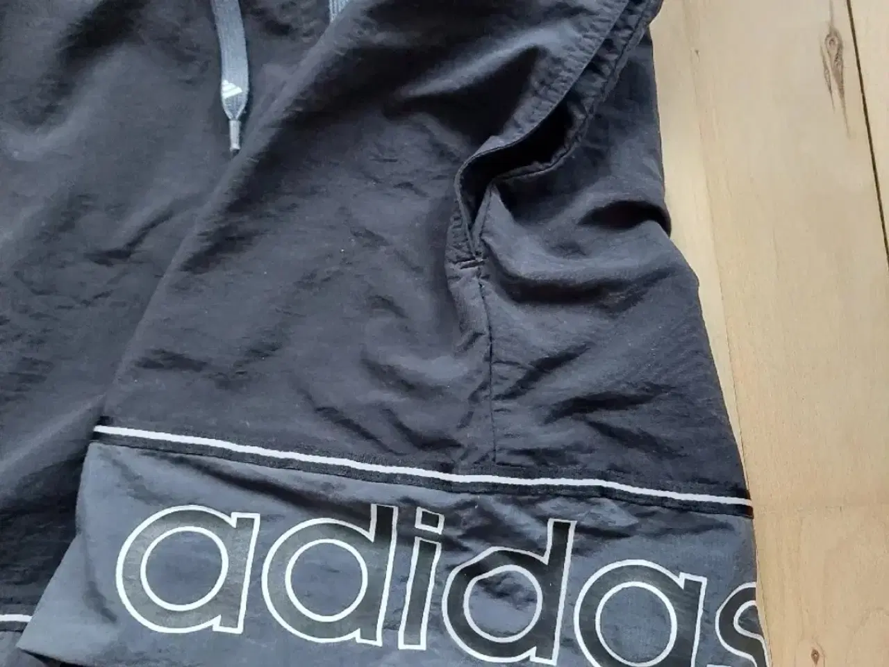 Billede 3 - Adidas badeshorts