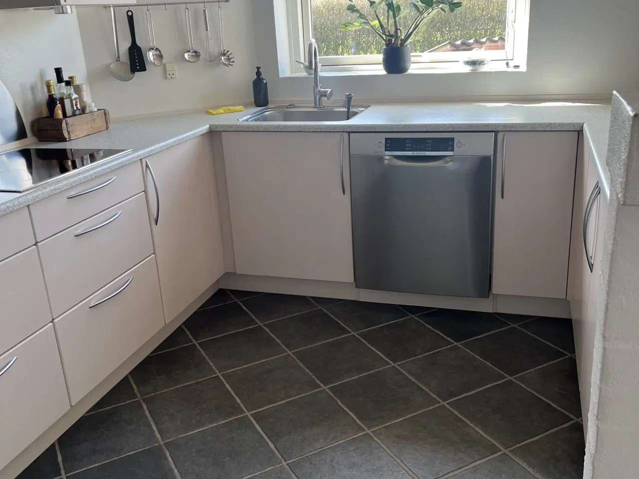 Billede 3 - HTH køkken fra 2002