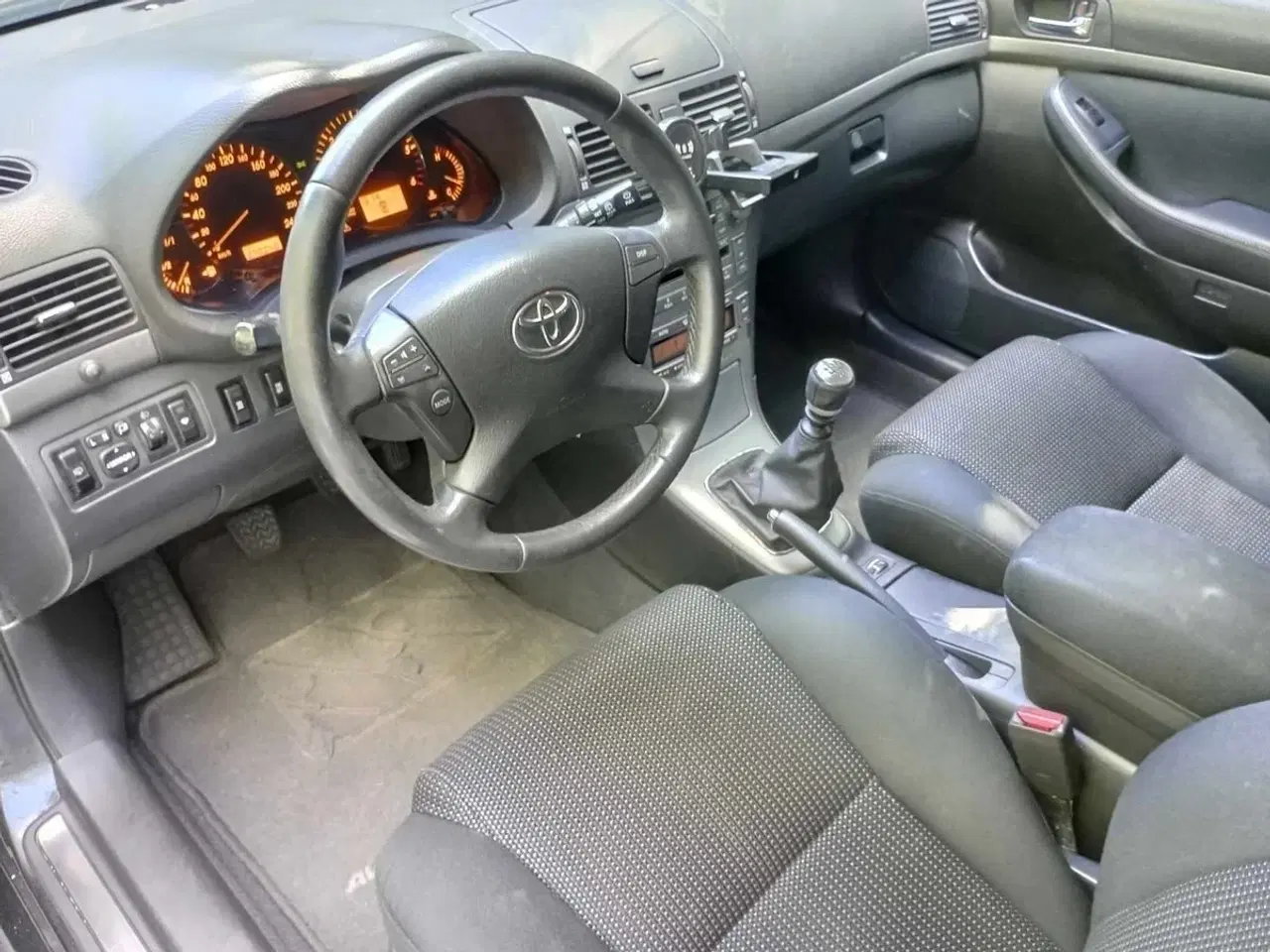 Billede 6 - Toyota Avensis 2,0 D-4D Executive stc.