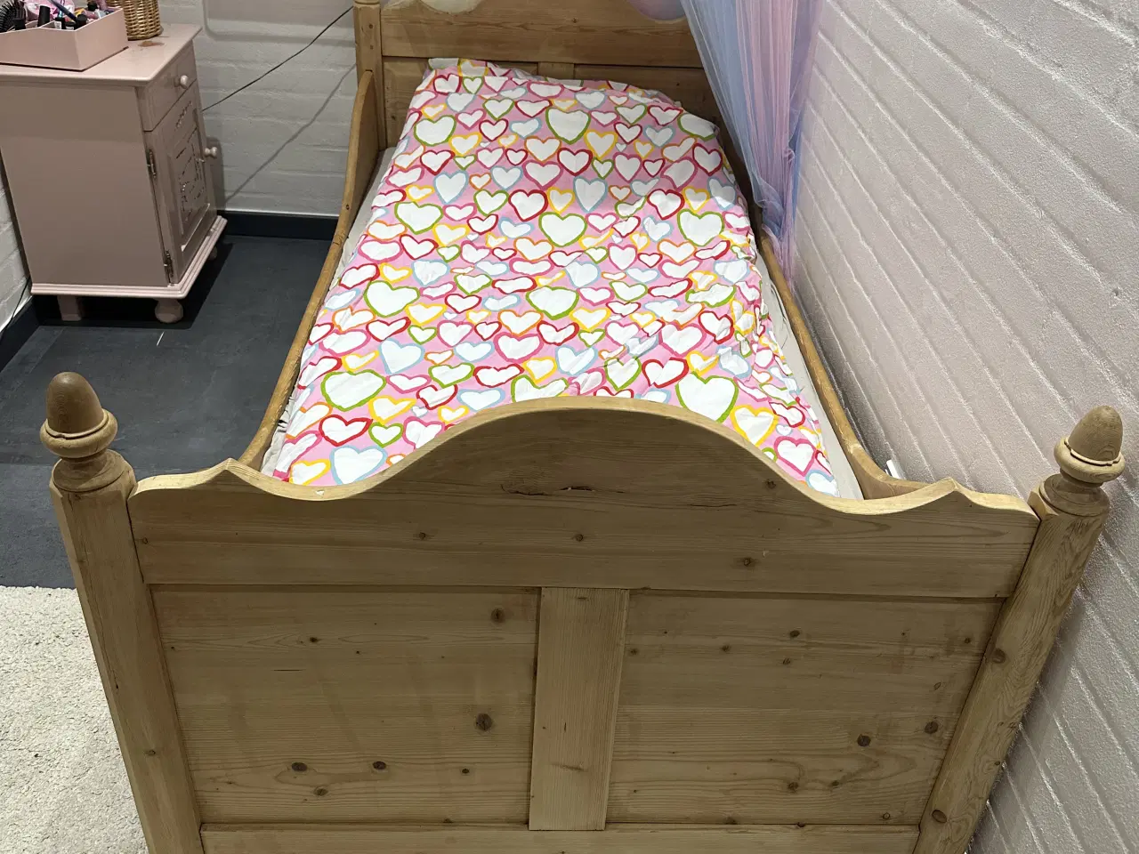 Billede 2 - Flot karlekammer seng 