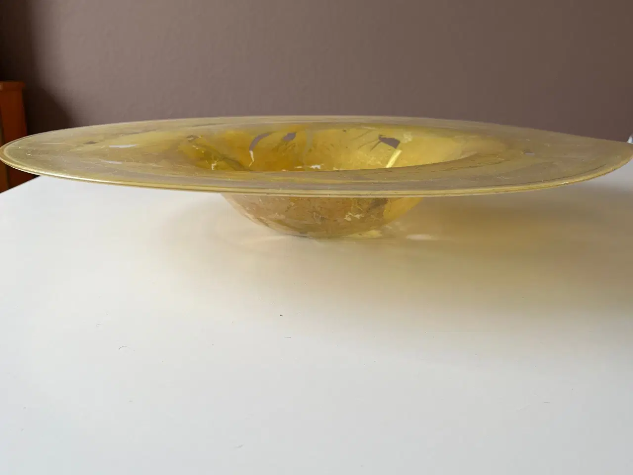 Billede 3 - Stort fint glasfad med guld