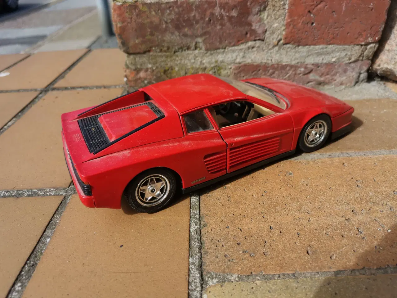 Billede 3 - Ferrari Teste Rossa 1984 1:18 Burago