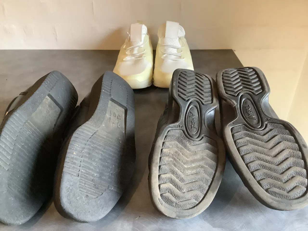 Billede 2 - 4 par gode sko 120kr