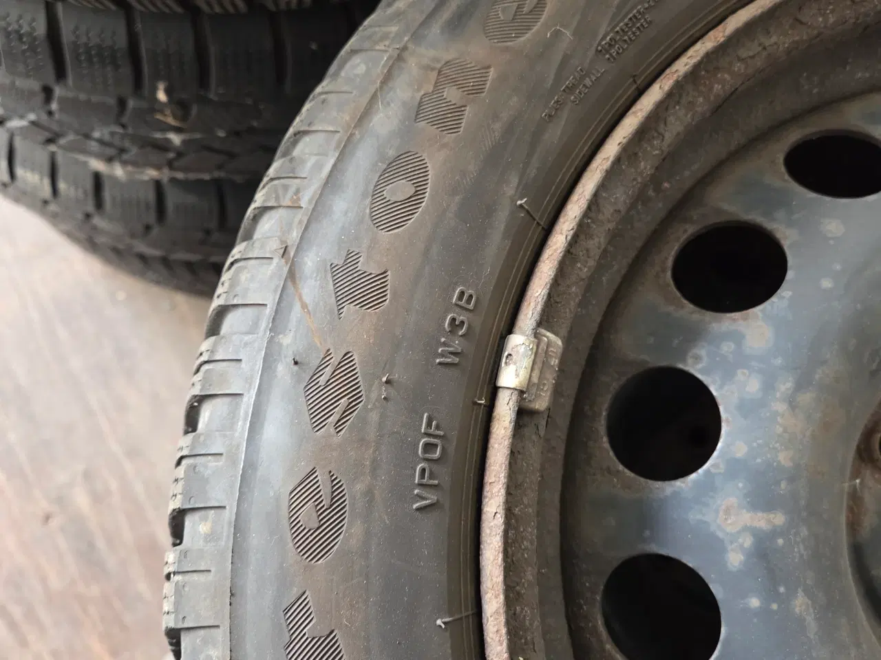 Billede 3 - Fælge med dæk
