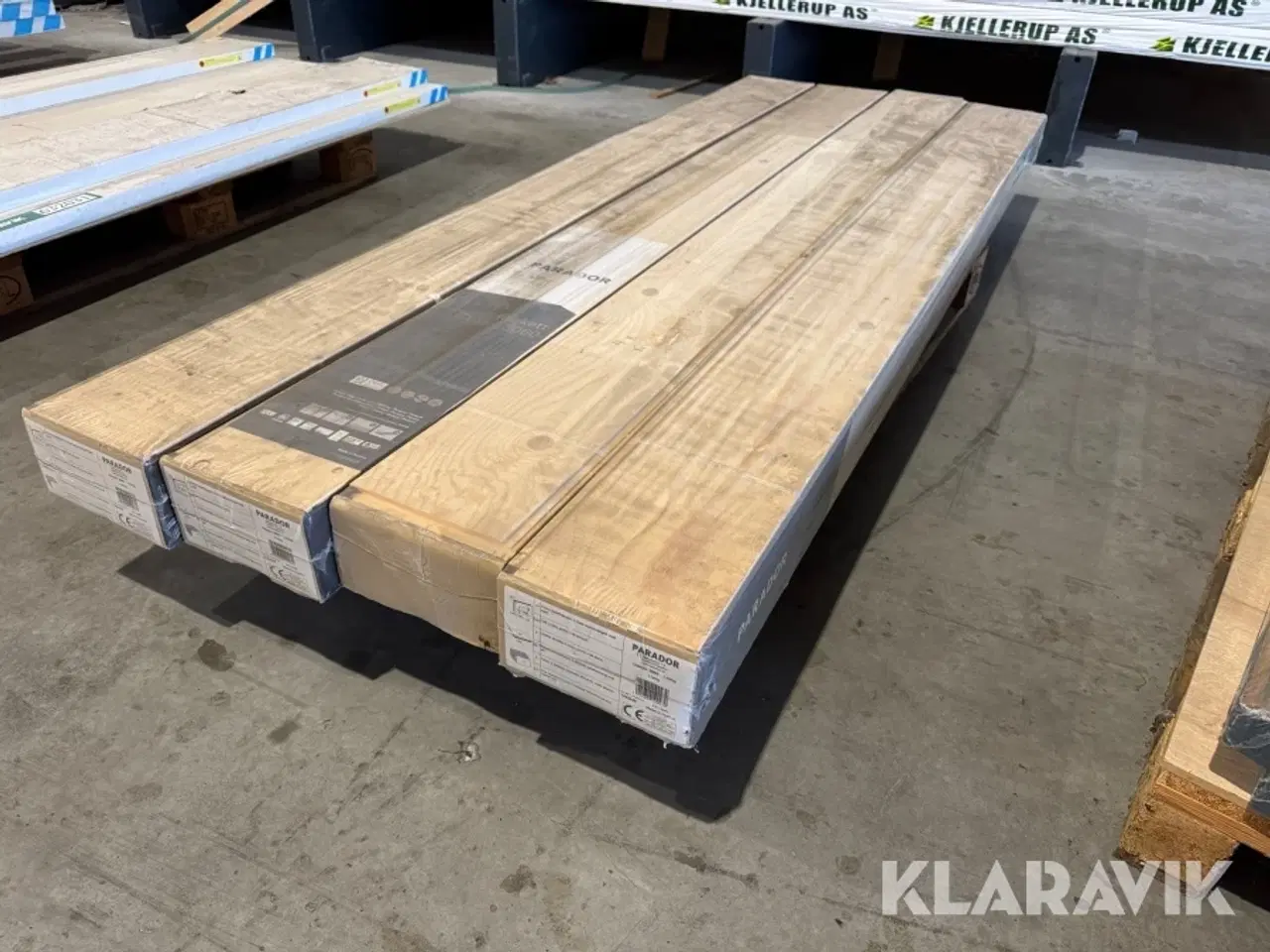 Billede 1 - Gulv Parador Parkett Classic 3060  Oak 3  14,652Kvm2