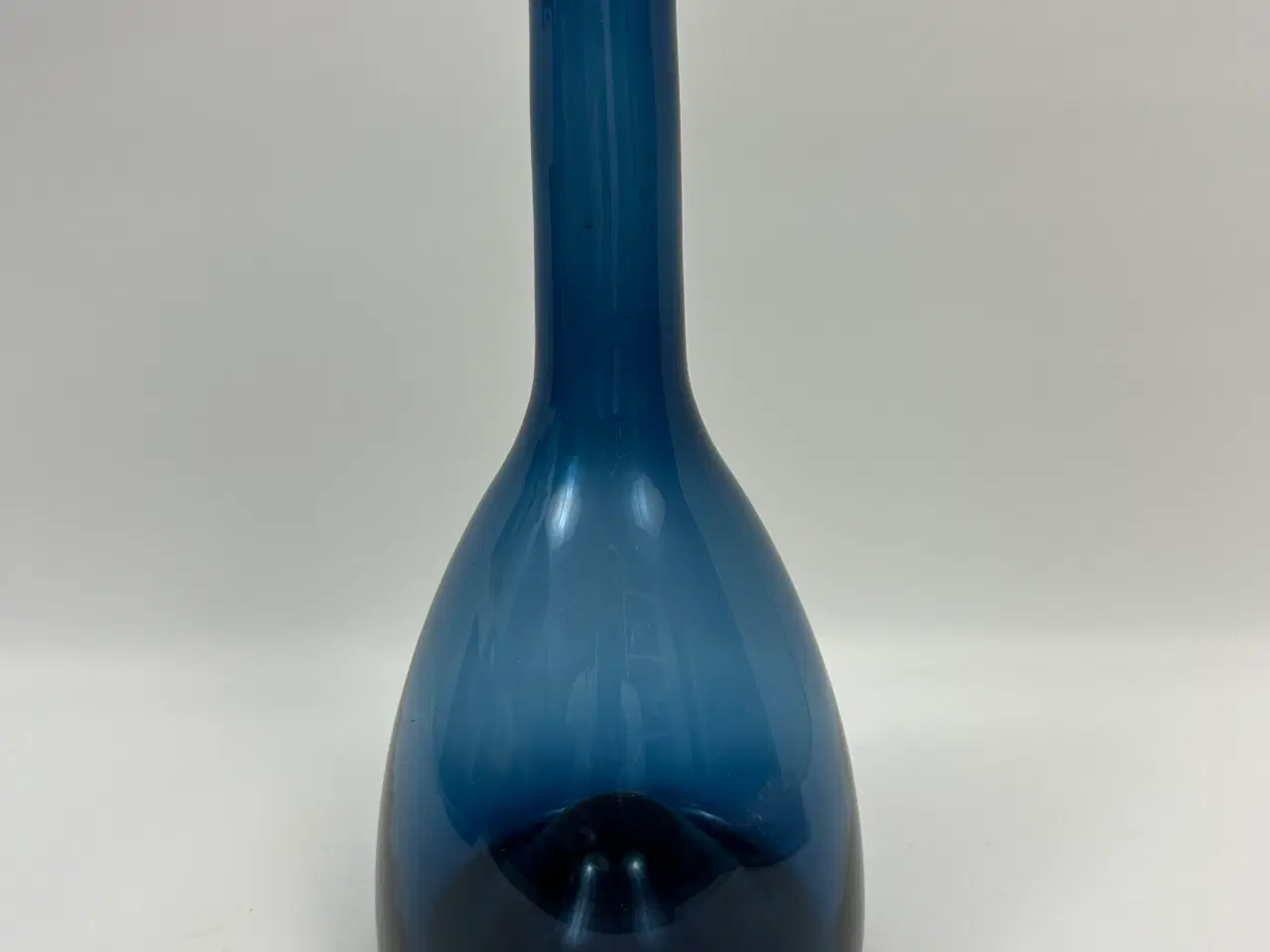 Billede 7 - Stor blå flaske / karaffel / vase (vintage)