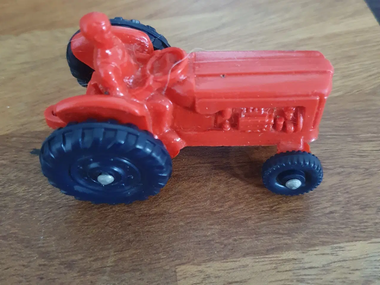 Billede 1 - Tomte traktor 