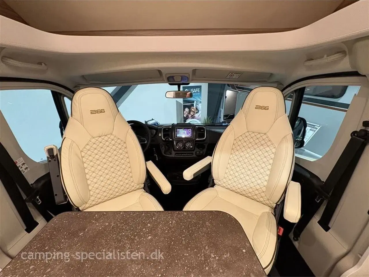 Billede 5 - 2026 - Bürstner B66 TD 690 NYHED! Bürstner B66 TD 690 2026 kampagnemodel - Kan ses nu hos Camping-Specialisten.dk