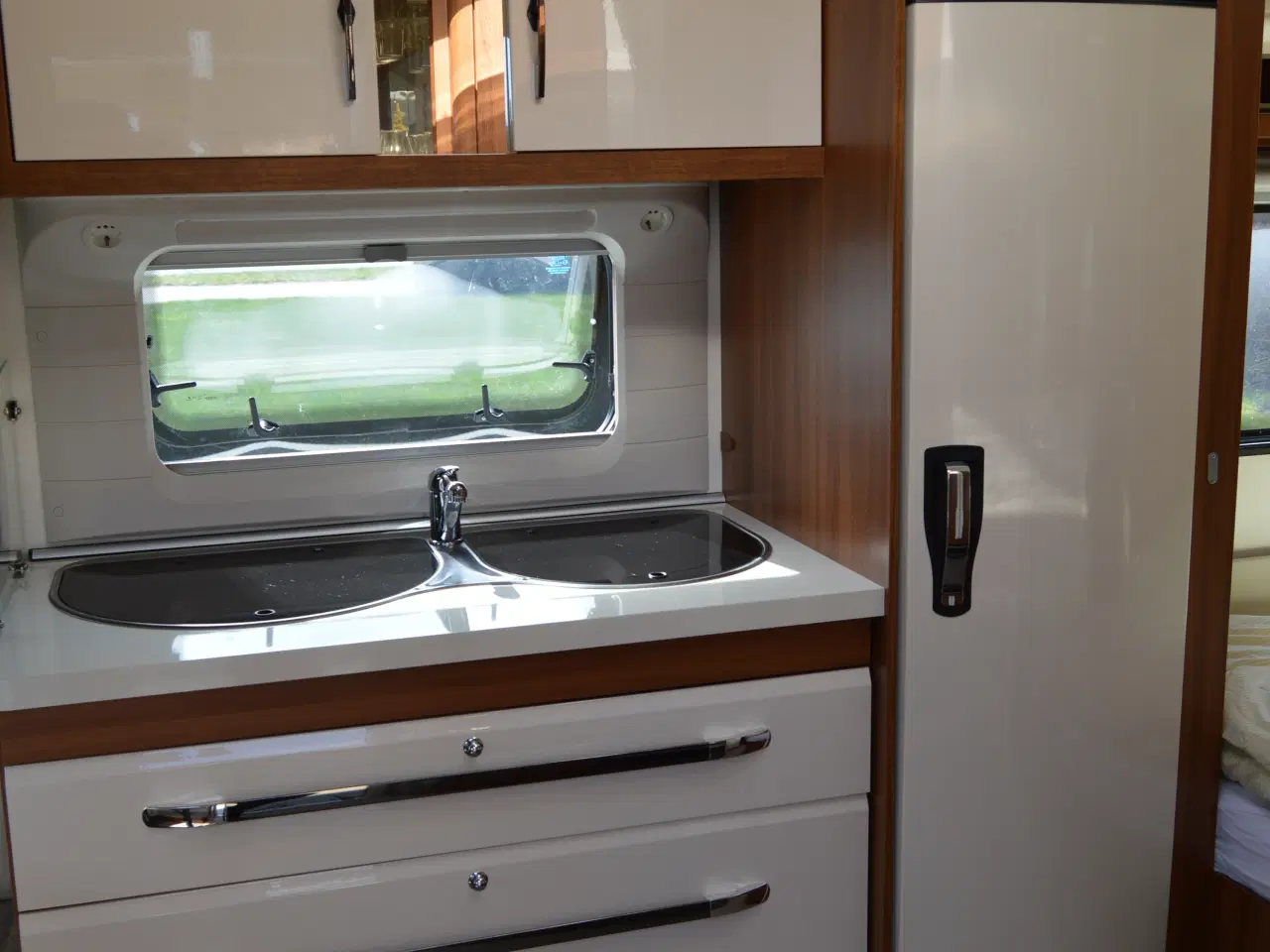 Billede 7 - Nysynet flot velholdt Hobby Excellent 495 UFE