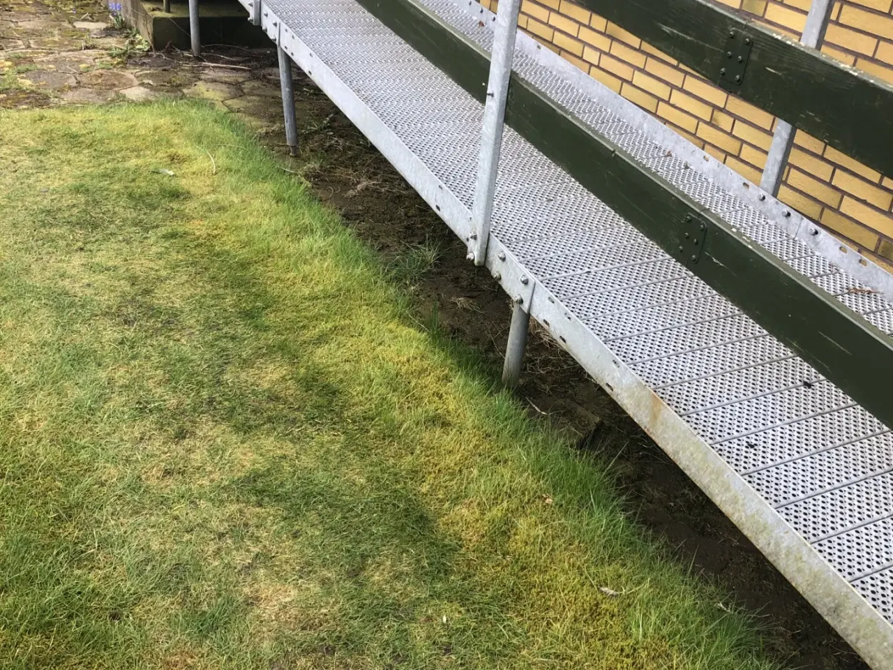 Billede 1 - Rampe, galvaniseret 8,5m lang 1,0m bred