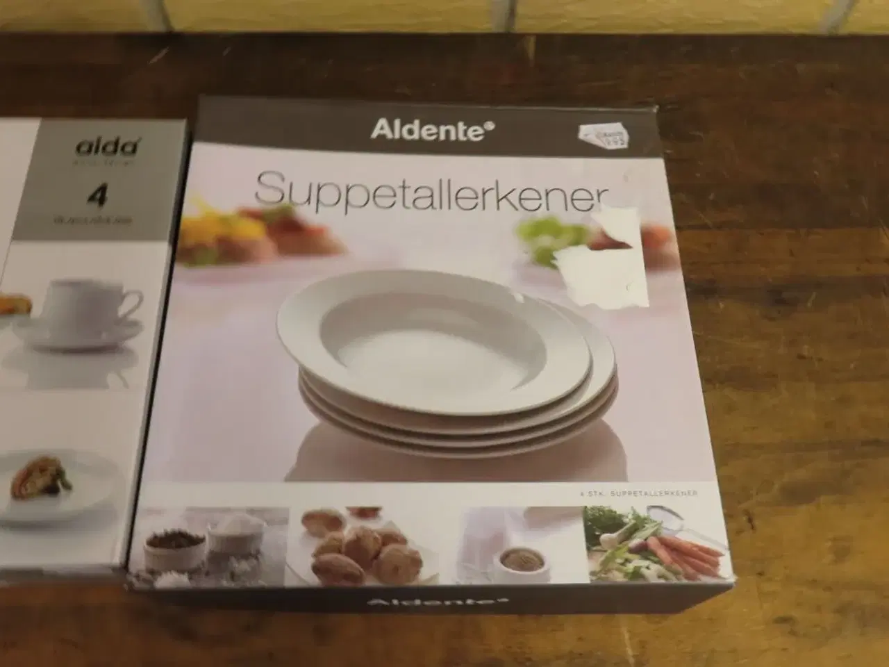 Billede 2 - 4 stk. skåle & 4 stk. tallerkner