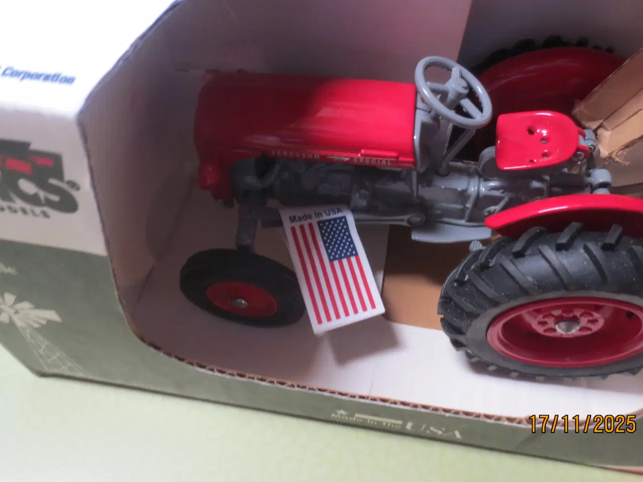 Billede 3 - 1 stk Ny Modeltraktor Massey Ferguson 35 Special