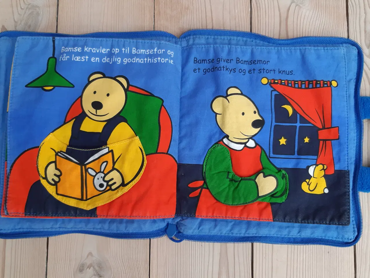 Billede 9 - Lamaze tæppe og drejestol - og babylegetøj