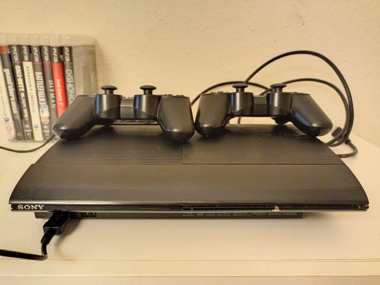 Billede 4 - PlayStation 3 med Spil og 2 kontroller