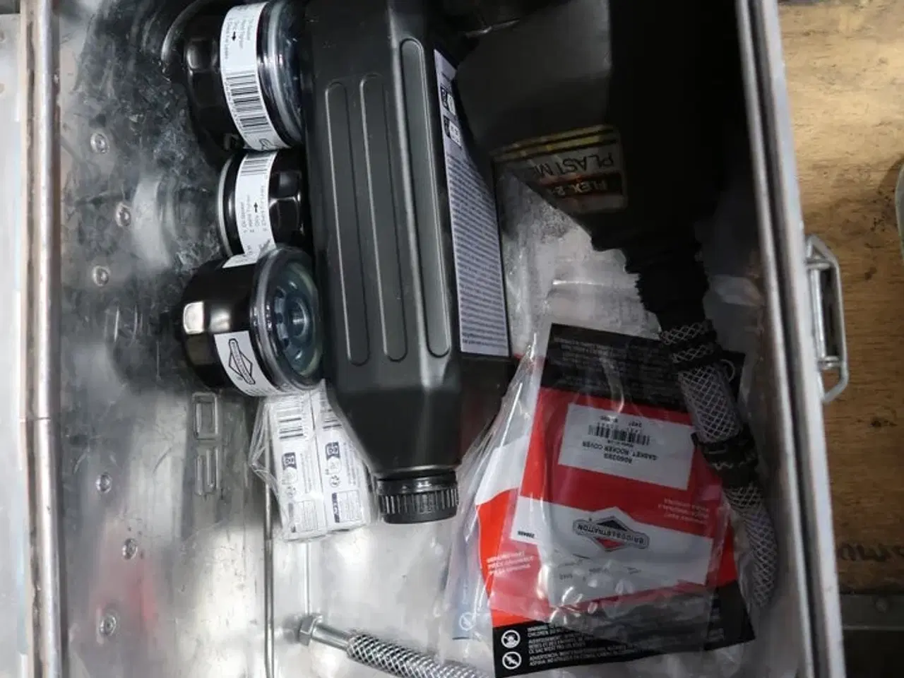 Billede 6 - Rørtang, opbevaringskasse JUMBO m.m.