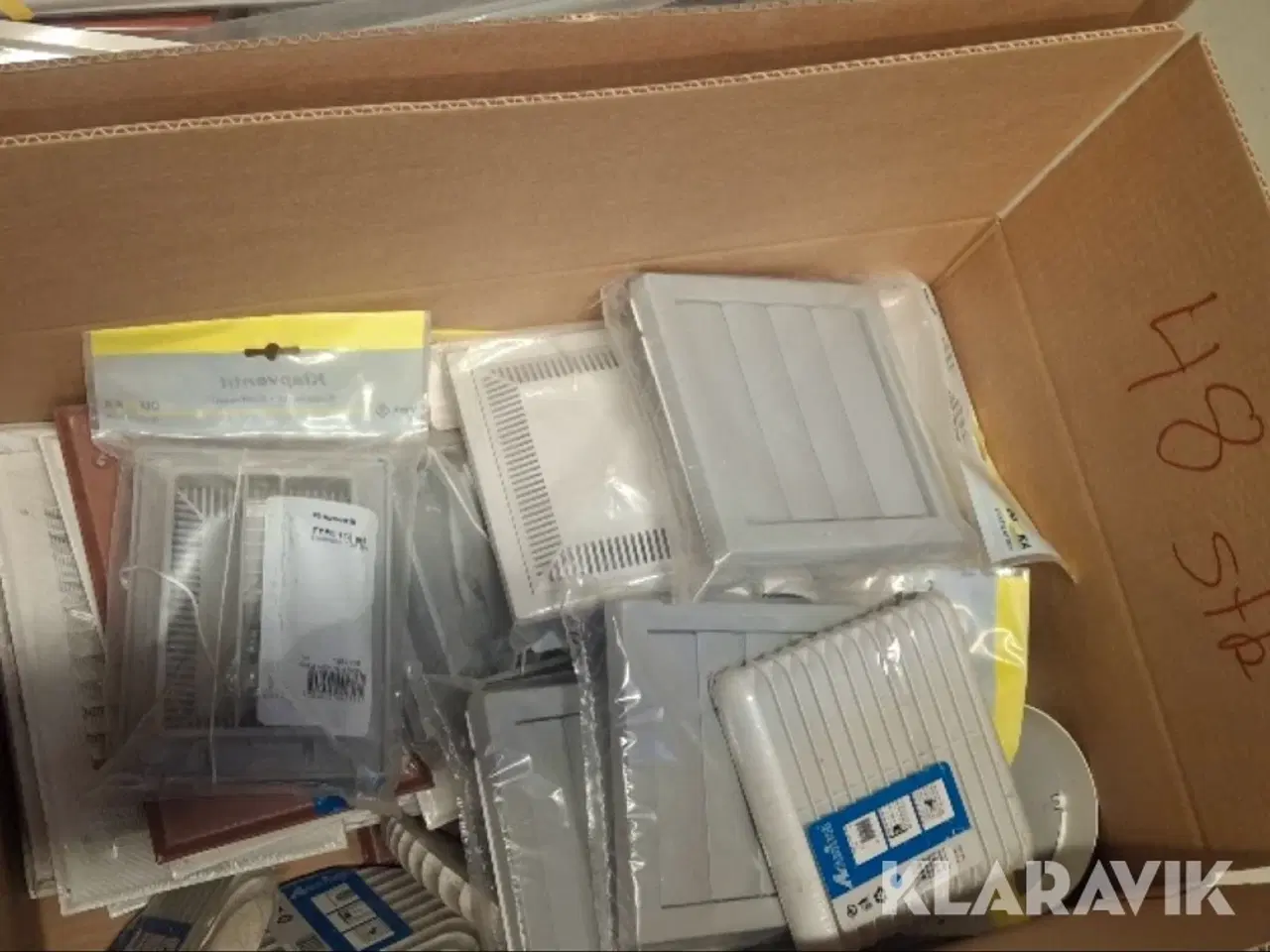 Billede 7 - Ventilationstilbehør cirka 200 enheder samlet