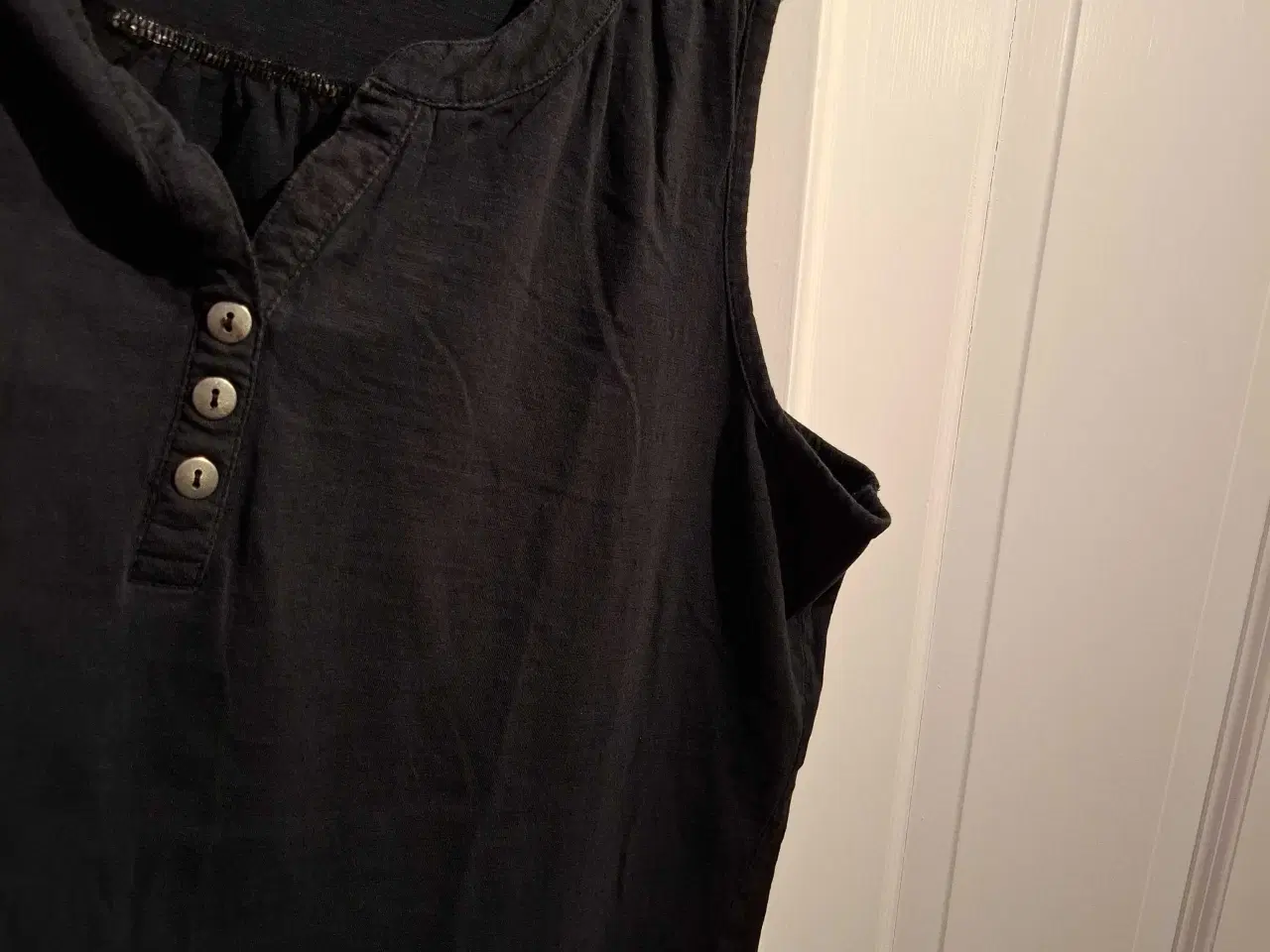 Billede 4 - Sort top I sort fra Zizzi XL