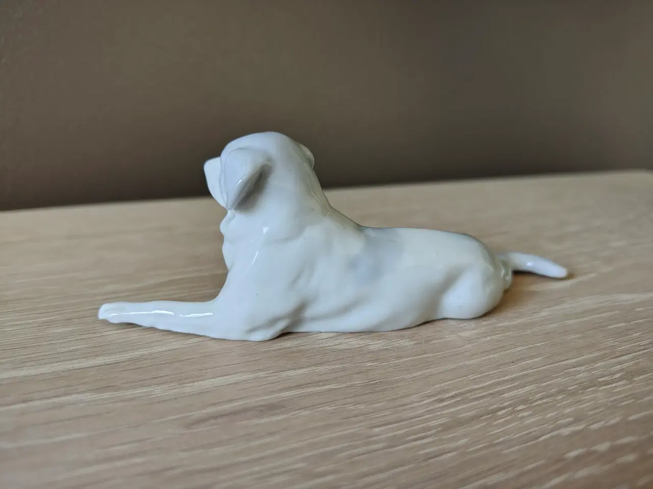 Billede 2 - Flot tysk porcelænshund