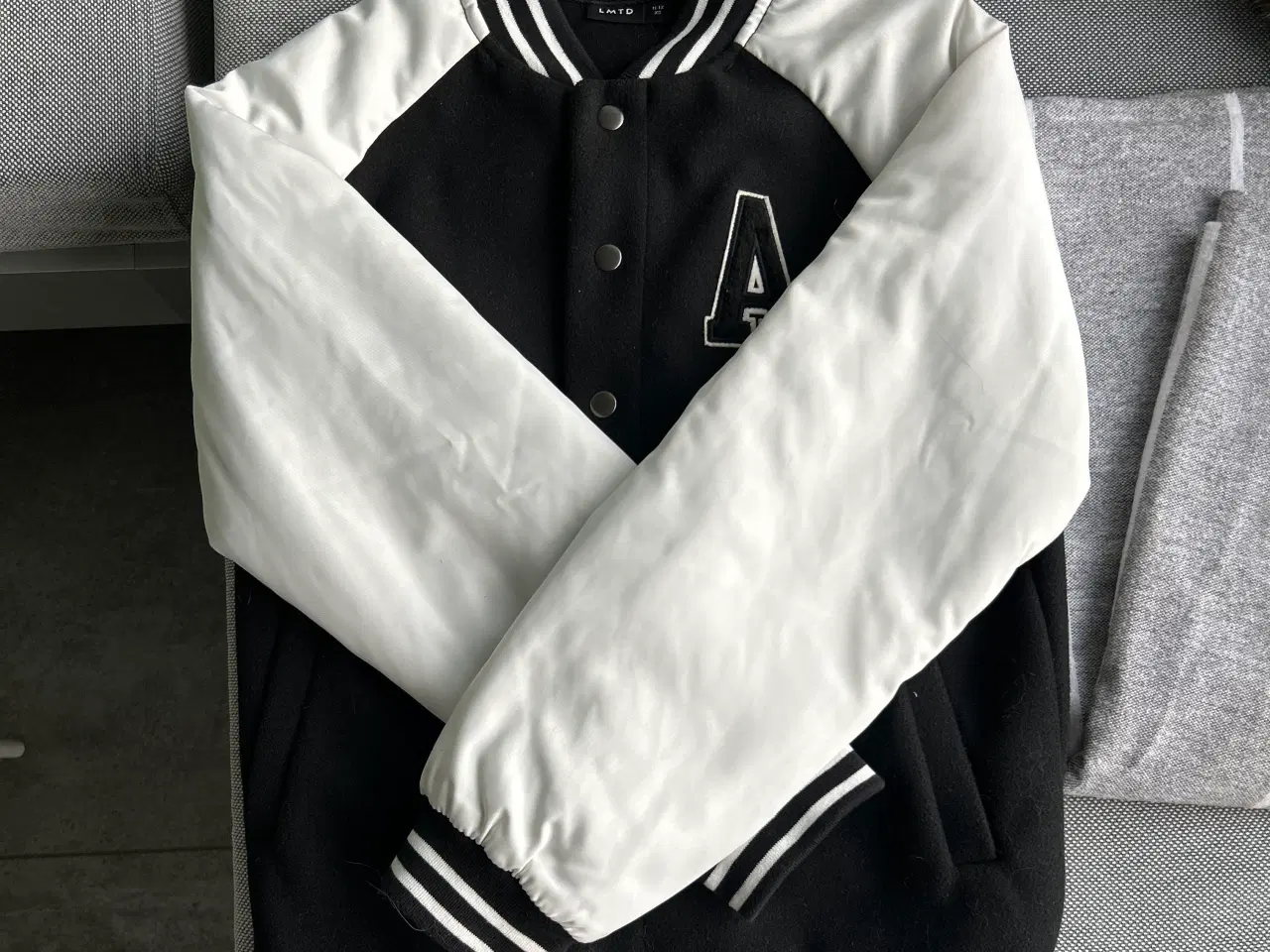 Billede 3 - High School jakke