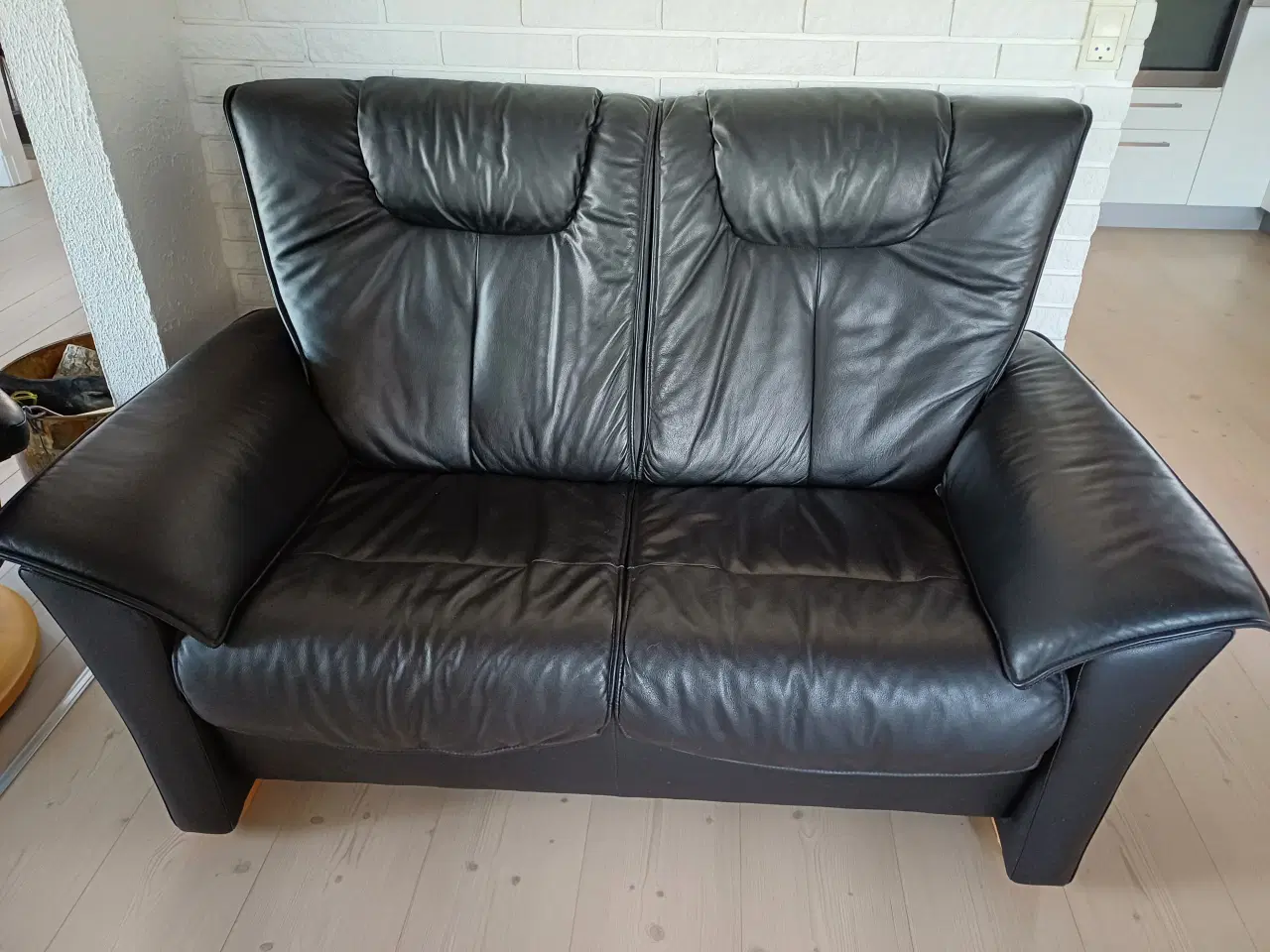 Billede 1 - 2 personers sofa blødt skind overalt 