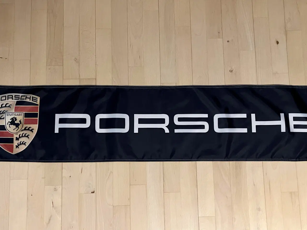 Billede 1 - Flag med Porsche logo