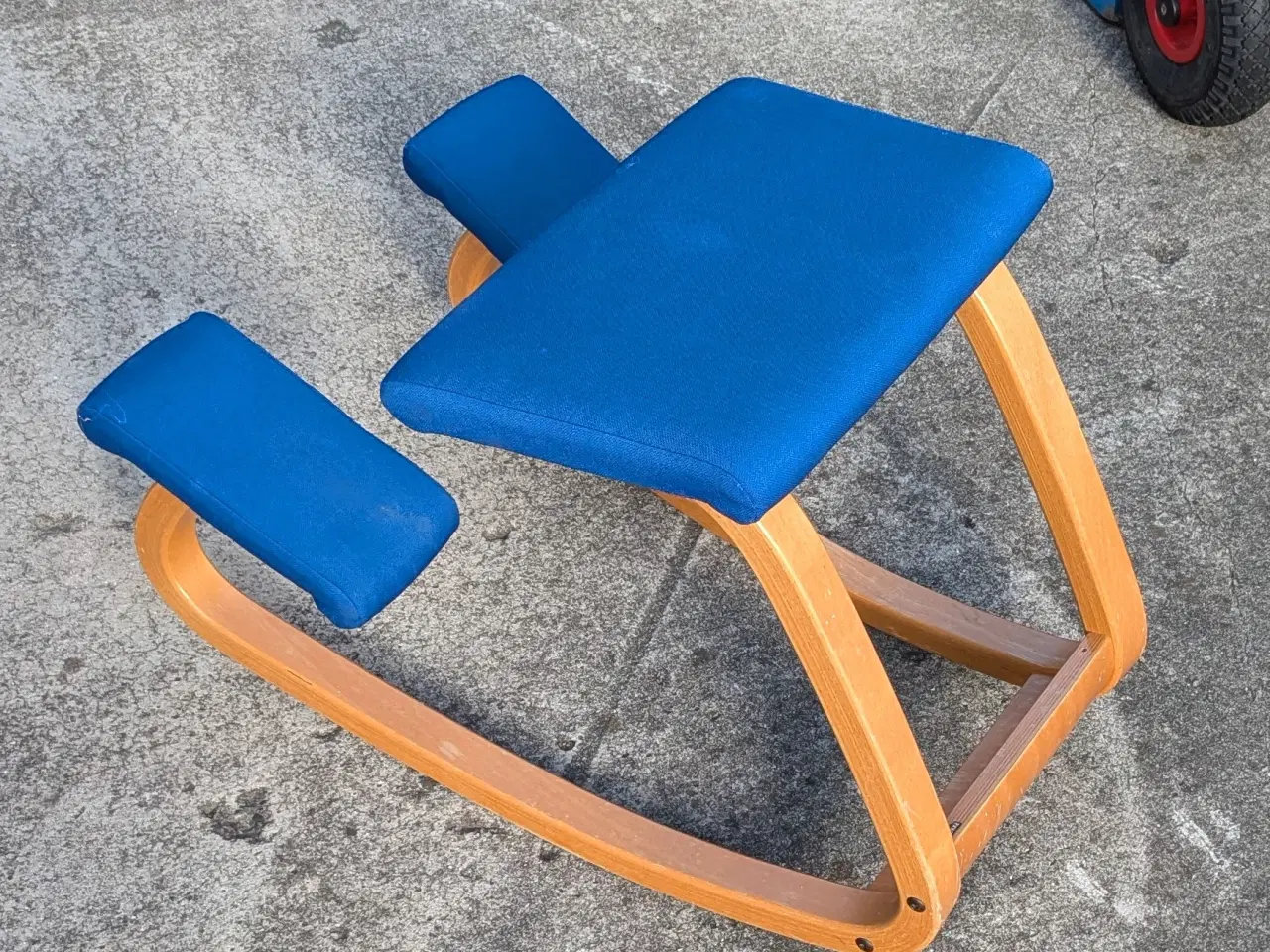 Billede 3 - Stokke knæstol.