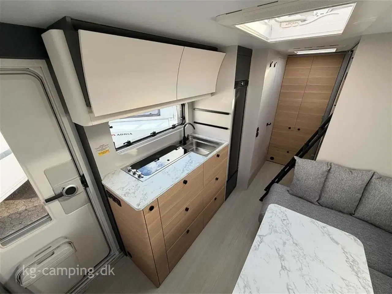 Billede 10 - 2026 - Adria Adora 573 PT   Ny Adora generation nu på lager!