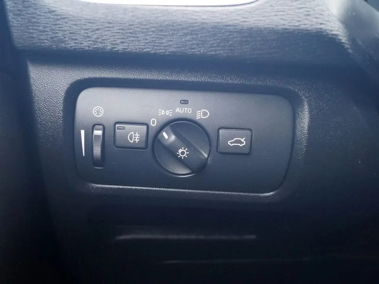 Billede 24 - Volvo V40 2,0 D3 Momentum 150HK 5d Aut.