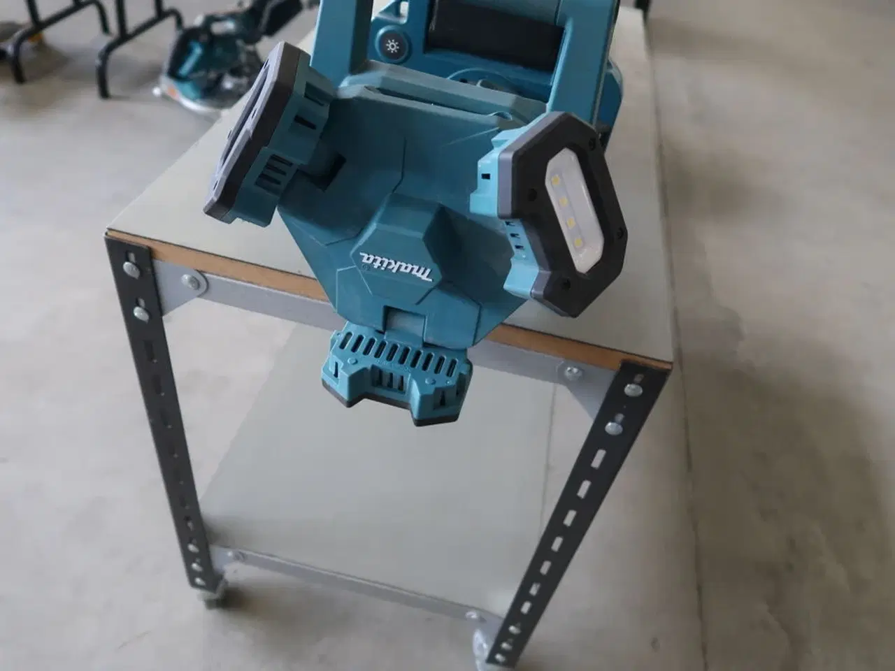 Billede 7 - Arbejdslampe LED MAKITA DML814 med 1 batteri