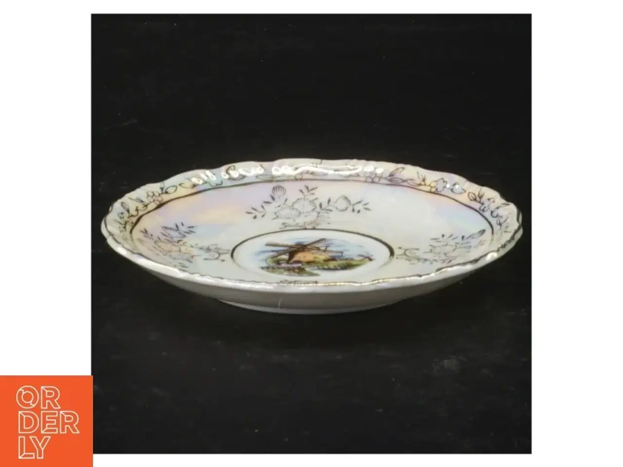 Billede 3 - Porcelænskop og underkop med guldkant (str. H 5 cm)