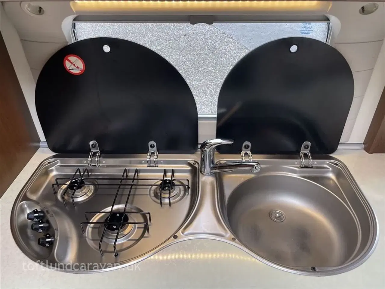 Billede 14 - 2012 - Hobby Prestige 610 UL   1 ejers, SUPERFLOT STOR ENKELTSENGS-VOGN, m/MOVER og stort Isabella fortelt mv. ET GODT TILBUD.