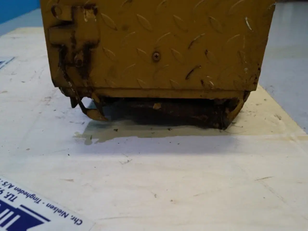 Billede 16 - Volvo L120 Baterikasse R.H. VOE11018433