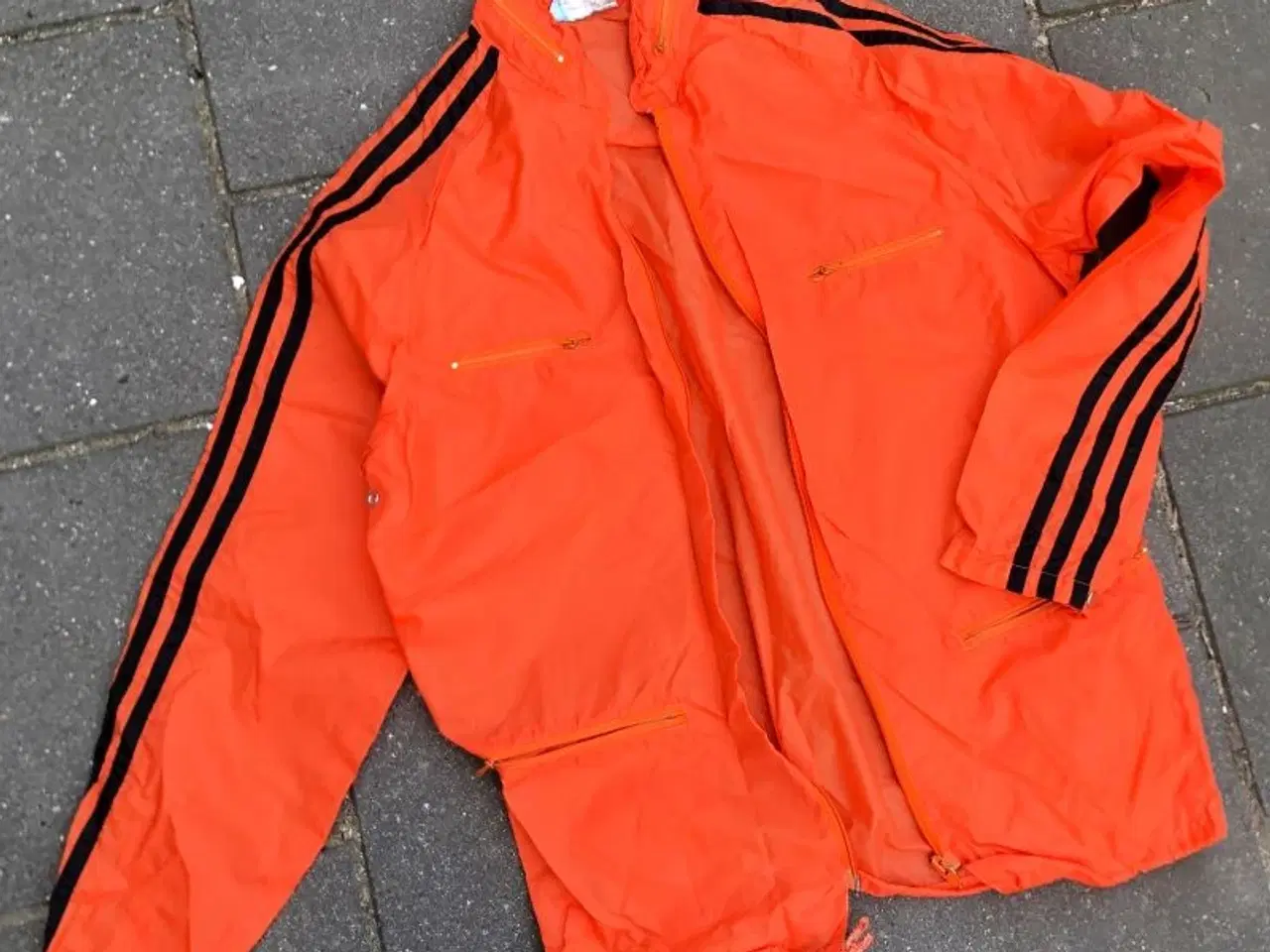 Billede 2 - Overtræksjakke og overtræksbukser, vintage, Adidas